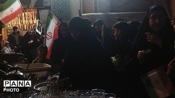 گذری بر چایخانه حضرت فاطمه زهرا در یازدهمین روز از سال ۱۴۰۵