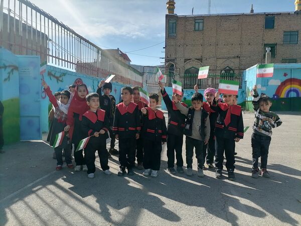 روز دانش آموز در دبستان شهید سید خلیل رضوی نیشابور