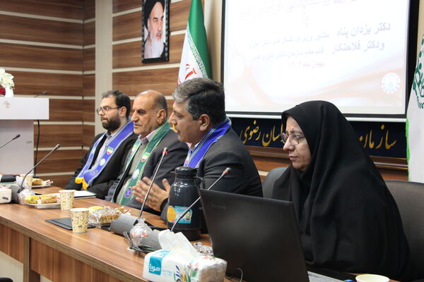 نشست مربیان پیشتاز سازمان دانش‌آموزی خراسان رضوی با قائم مقام وزیر در سازمان دانش آموزی کشور