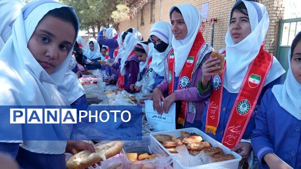 اردوی  درون مدرسه‌ای در مدرسه قرآنی شهید قادر پناه