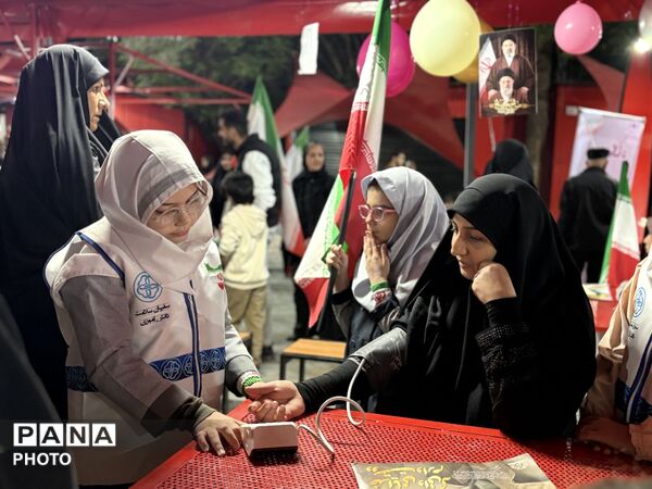 برپایی ایستگاه سلامت‌محور دانش‌آموزی در تجمعات شبانه