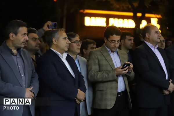 حضور مدیرکل آموزش و پرورش آذربایجان شرقی در هشتادوهشتمین تجمع شبانه‌روزی میدان ساعت