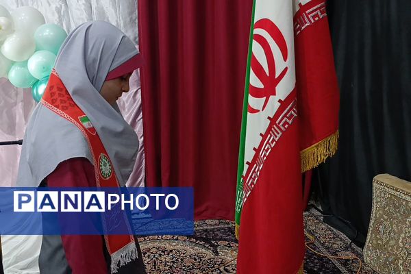  جشن «گل‌های زهرایی» در حسینیه شهدا با حضور دانش‌آموزان دبستان شهید طهرانی‌مقدم
