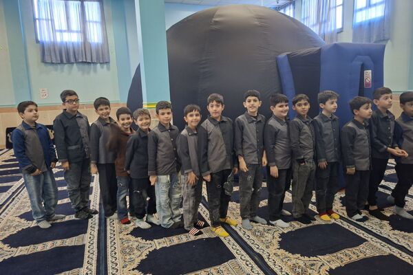 سفر علمی به آسمان در مدرسه صاحب‌الزمان رباط‌کریم