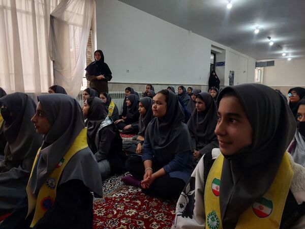 اجرای طرح همنوا در دبیرستان دخترانه حداد ۱ ناحیه پنج مشهد