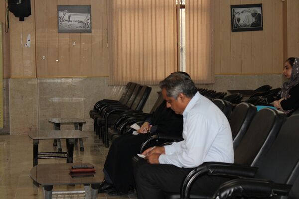 برگزاری جلسه انجمن اولیا دبیرستان شاهد بندرعباس 