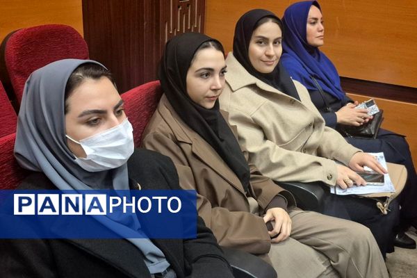 کارگاه سلامت روان مدارس ابتدایی در بهارستان ۲