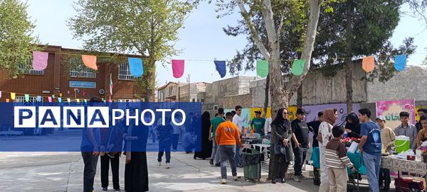 برپایی بازارچه کار و فناوری در دبیرستان شهید بهشتی آشخانه