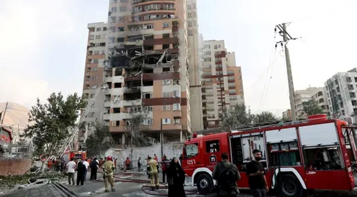 مقاوم‌سازی ۶۰ واحد مسکونی آسیب دیده از جنگ در مناطق مختلف تهران آغاز شد