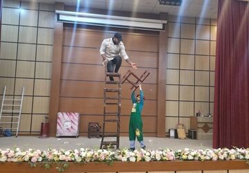 اجرای سیرک لی‌لی پوت‌ها در آموزش و پرورش رباط‌کریم