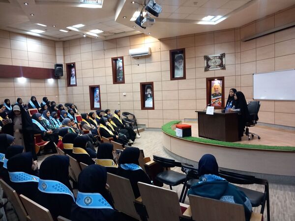 انتخابات شورای دانش آموزی در ناحیه 2مشهد