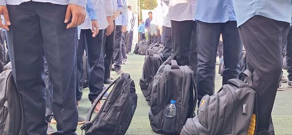 بازگشایی مدرسه شهید مطهری با لبخند مهر 