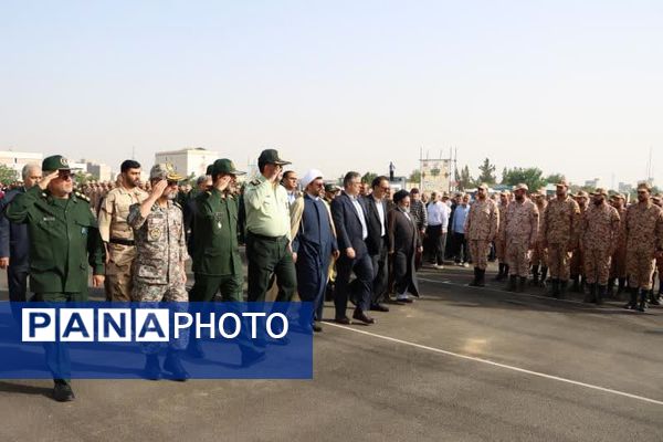 برگزاری صبحگاه مشترک نیروهای مسلح استان مرکزی به‌مناسبت سالروز آزادسازی خرمشهر 