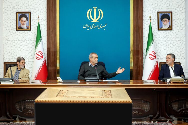 تاکید رئیس جمهور بر ضرورت جلوگیری از افزایش سهم پرداختی مردم در نظام سلامت