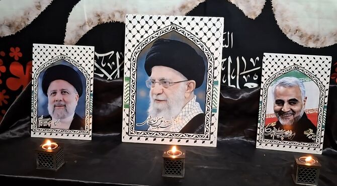 مراسم یادبود شهدای خانواده امام و رهبر معظم انقلاب در نظرآباد 