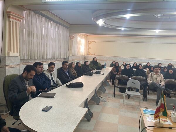 کارگاه توانمند‌سازی رابطین پژوهشی مدارس شهرستان بجنورد