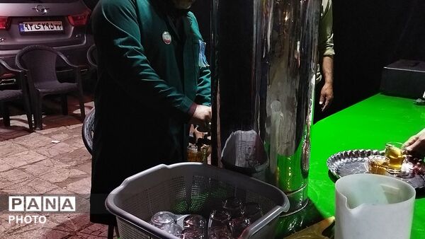 چایخانه فلکه ایران در هشتاد و پنجمین شب از اجتماعات مردمی نیشابور 