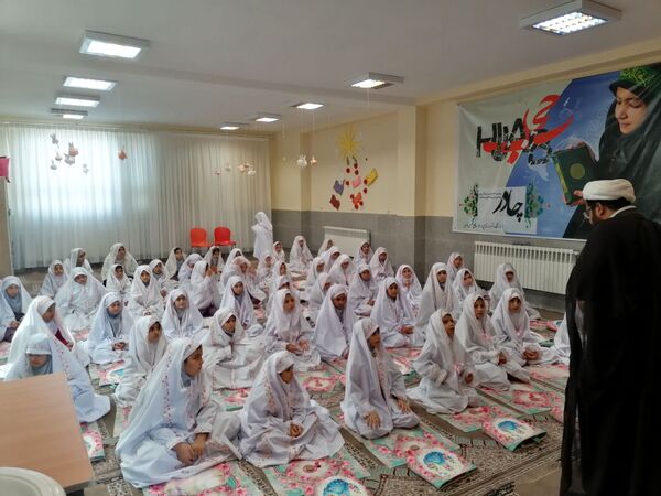 جشن تکلیف کلاس سومی های نیشابوری