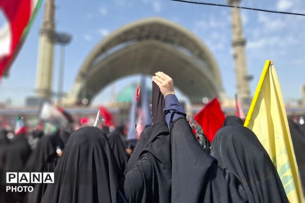 من خود به چشم خویشتن دیدم که جانم می رود ...