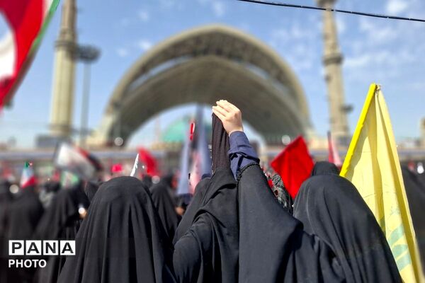 من خود به چشم خویشتن دیدم که جانم می رود ...
