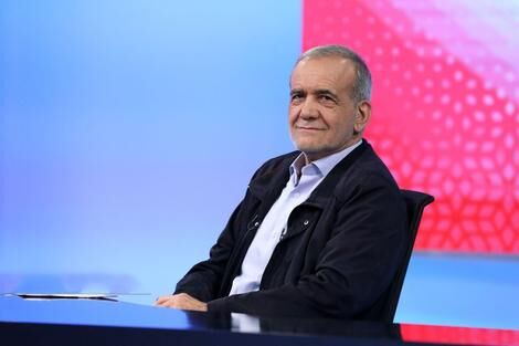 مسعود پزشکیان رای خود را به صندوق انداخت