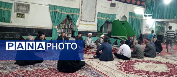 نشست مسئولان و هیات امنای مسجد صاحب الزمان (عج) روستای گزکوه 