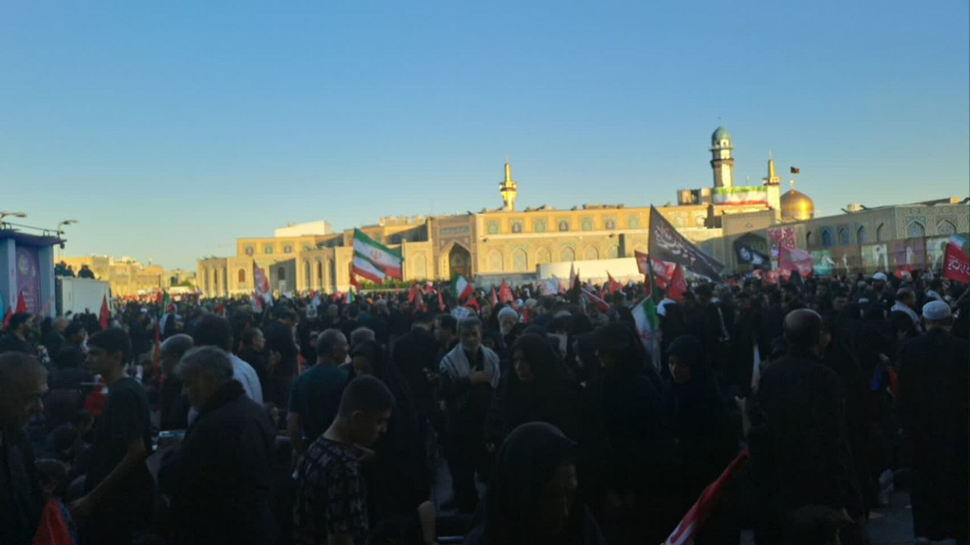 وداعِ باشکوه در مشهد؛ آخرین سفرِ رهبر شهید