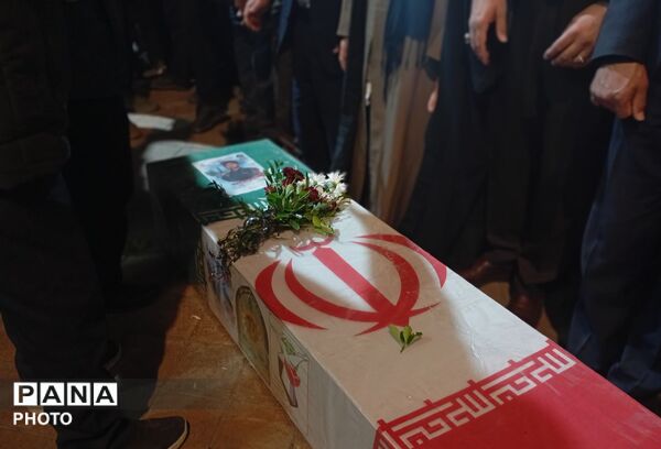 مراسم تشیع پیکر مطهر شهید رضا روزگرد