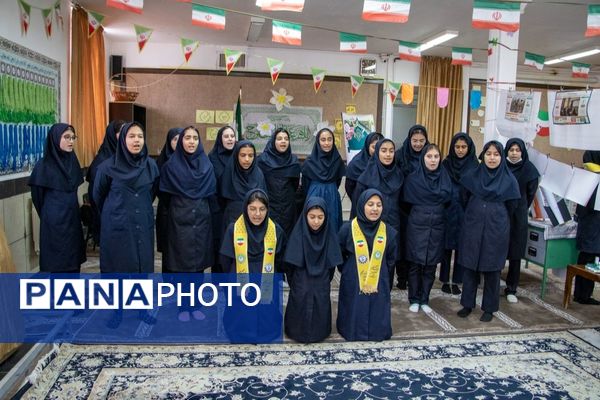 جشنواره دانش‌آموزی دور‌ریختنی‌ها توسط پیشتازان سازمان دانش‌آموزی محلات