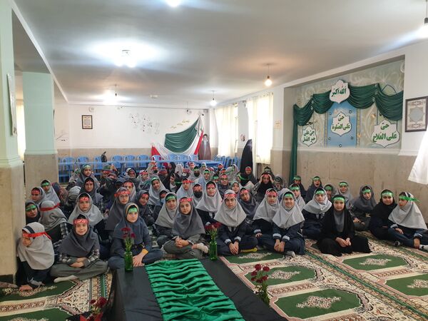 مراسم تشییع پیکر شهید گمنام در مدرسه علامه طباطبایی منطقه پردیس