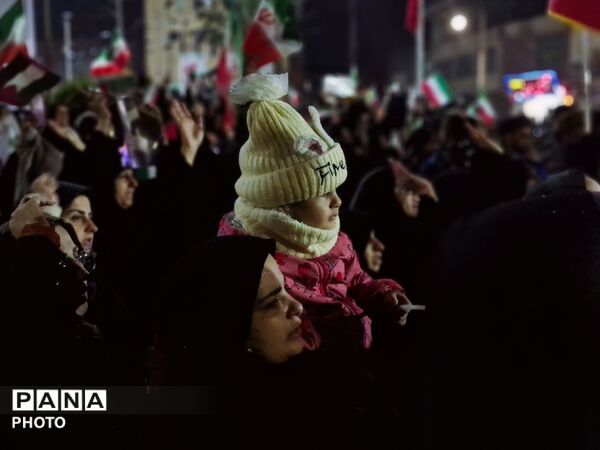 حماسه آتشین گلوگاه در آخرین چهارشنبه سال