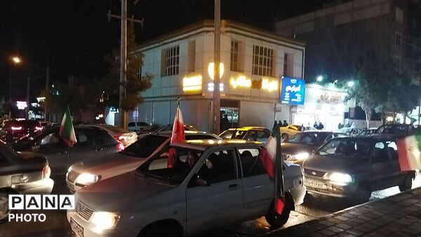 ماشین ها در بلوار فضل نیشابور حماسه آفریدند 