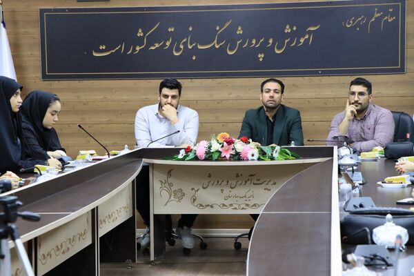 آیین تجلیل از خبرنگاران پانا ناحیه یک شهرستان بهارستان