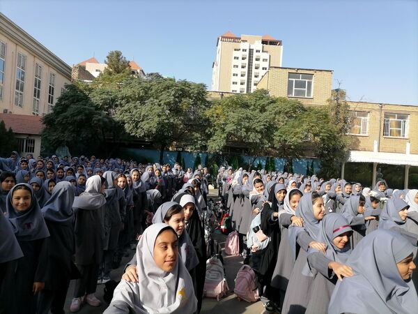 دبستان مصلی نژاد حضرت زینب میزبان مراسم آغاز سال تحصیلی شد