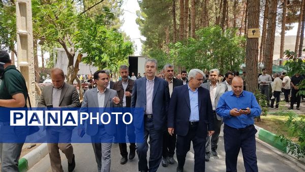 افتتاحیه نمایشگاه جشنواره بزرگ تاک پلو در شهرستان خلیل آباد 