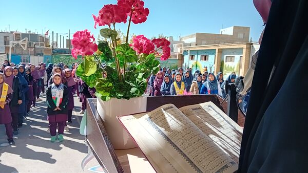 برگزاری مراسم هفته بسیج دانش‌آموزی و روز نوجوان در کمیجان