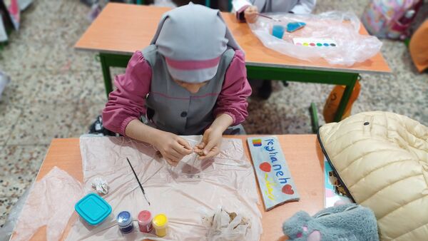 برگزاری مسابقه هنری در دبستان ام السلمه ۲ 