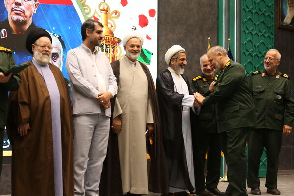 مراسم تکریم و معارفه فرمانده سپاه استان قم