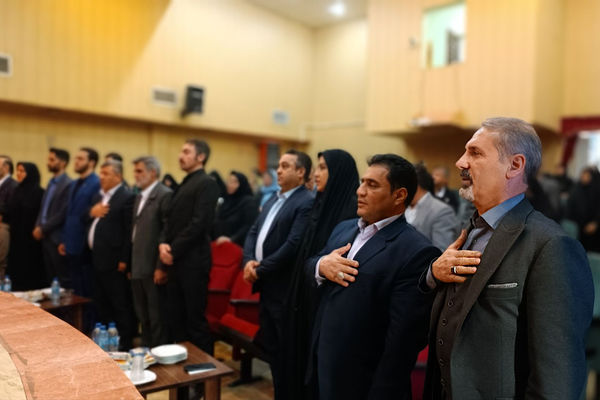 محفل شعرخوانی و رونمایی کتاب در اسلامشهر 