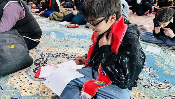 آموزش مقدماتی خبرنگاری پسران کرمان در آموزشگاه پیامبر اعظم(ص)
