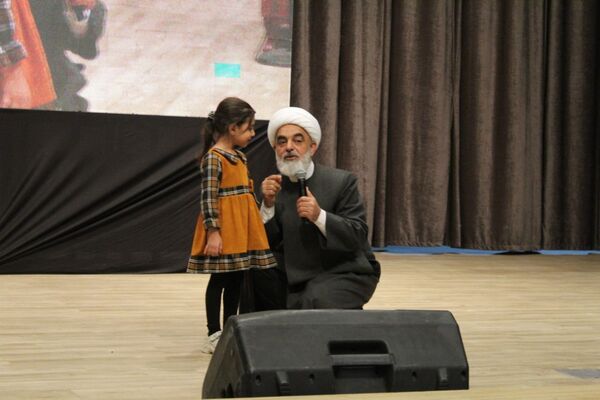 جشن بزرگ وصال و تقدیر از ۳۷۰ زوج جوان در فرهنگسرای نیشابور