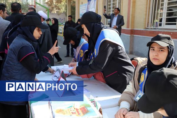 انتخابات شورای دانش‌آموزی در بیش از ۶۰۰۰ مدرسه استان آذربایجان شرقی 