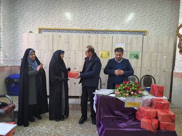 تقدیراز مادران فاطمی و تجلیل از مقام شامخ زن در دبستان هیات امنایی ملاصدرا