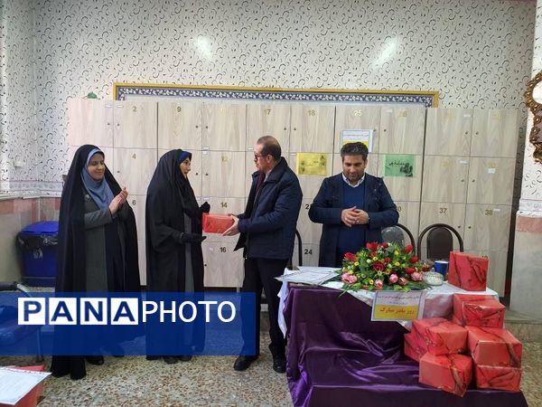 تقدیراز مادران فاطمی و تجلیل از مقام شامخ زن در دبستان هیات امنایی ملاصدرا