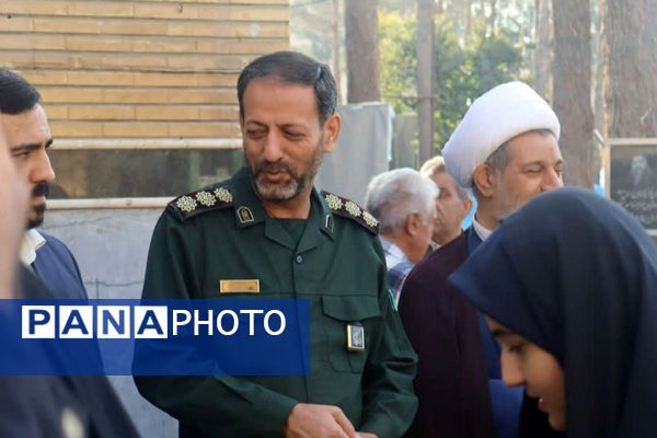 کاروان زیارتی راهیان نور دبیرستان شاهد کوثر شهرستان رباط‌کریم