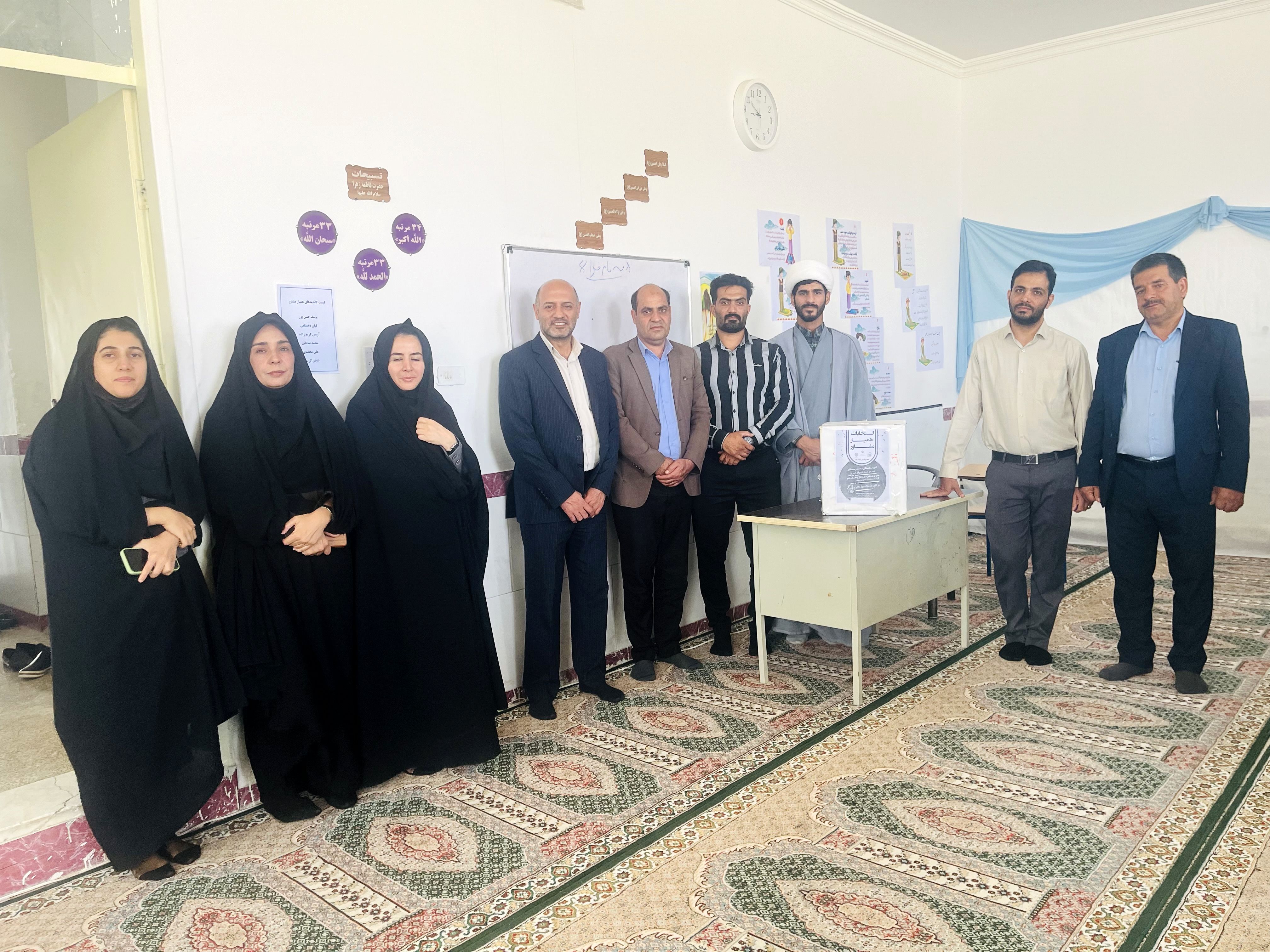 هدف از برگزاری انتخابات همیاران مشاور ایجاد فرهنگ مشاوره و ارتباط با مشاور است