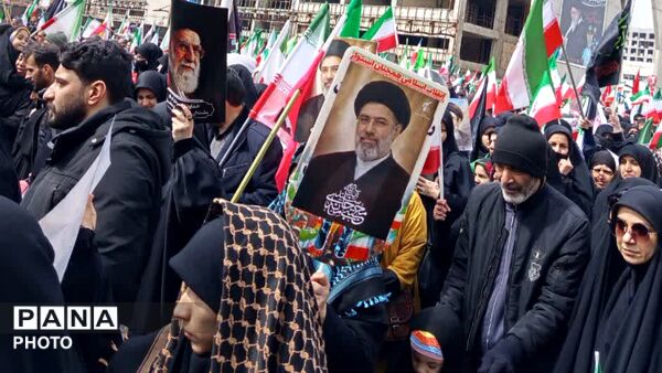 خروش مردمان مشهدی در راهپیمایی حماسی روز قدس 