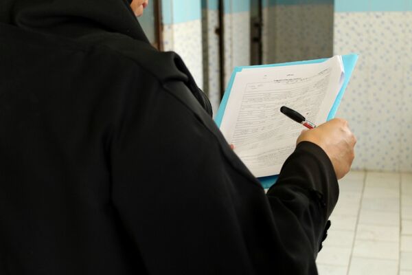 بازدید از مدرسه سعادت جهت بررسی وضعیت ایمنی و بهداشت براساس اصول آیین‌نامه بهداشت محیط مدارس
