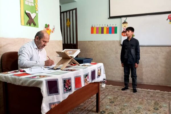 مسابقات طرح انس با قرآن کریم، میزبان شکوفه‌های قرآنی 