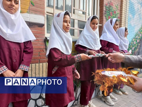 جلسه توجیهی  سفیران سلامت دبستان دخترانه شطیطه۲